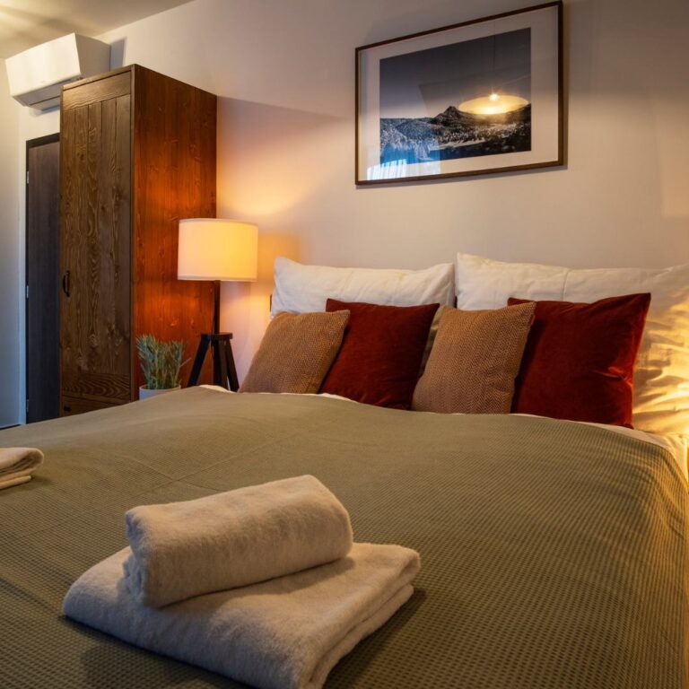 Classic quadruple room