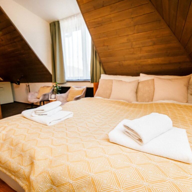 Vierbettzimmer mit Etagenbett